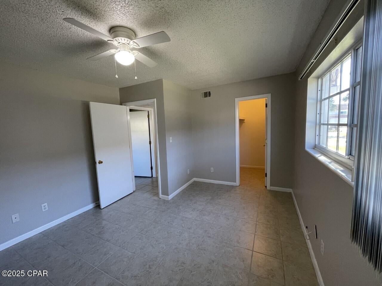 Image 11 For 2100 Beach Drive M102