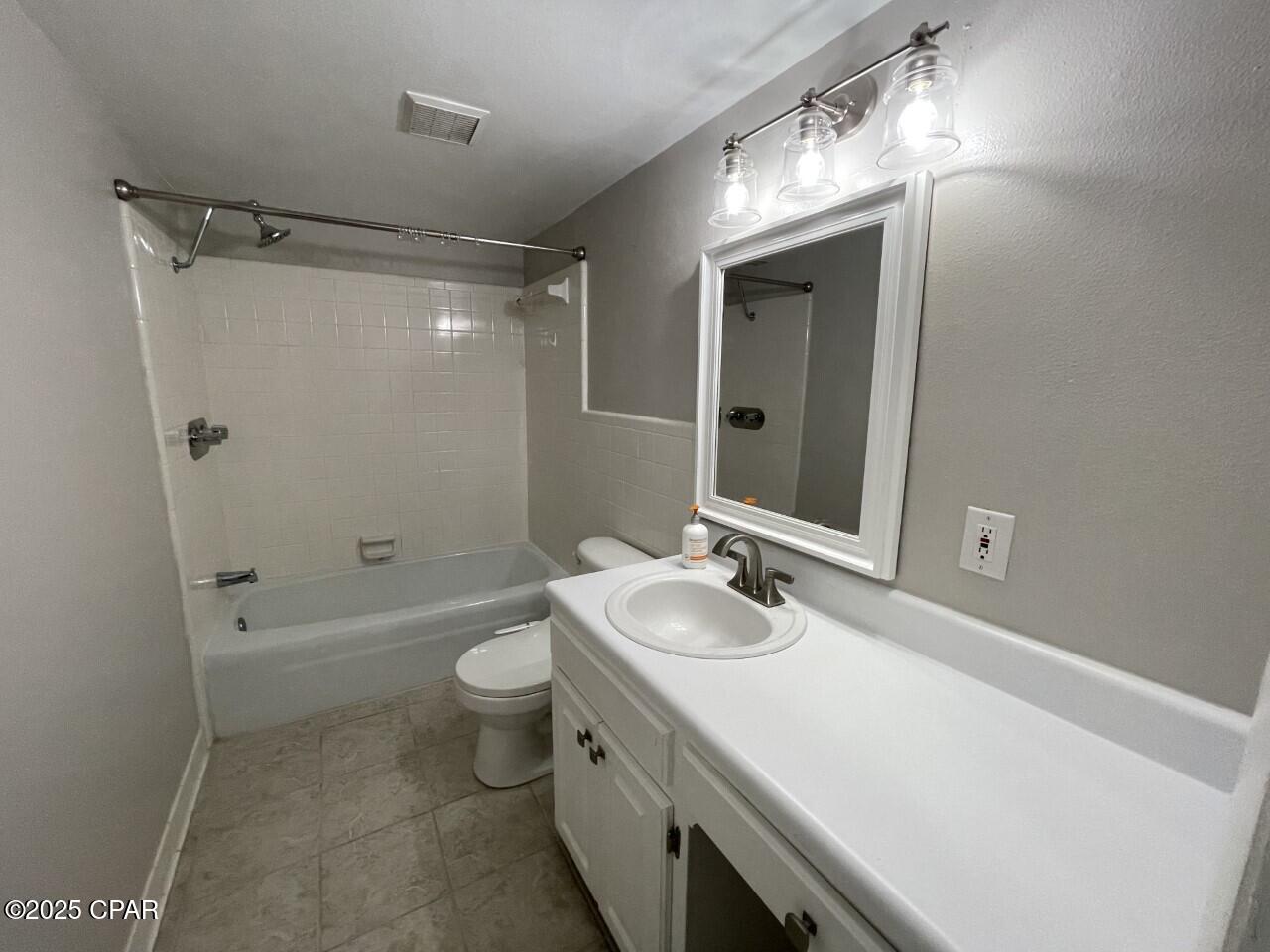 Image 13 For 2100 Beach Drive M102