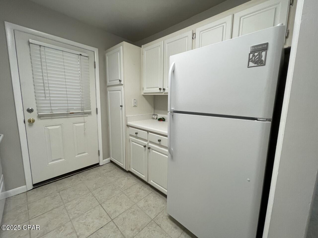 Image 9 For 2100 Beach Drive M102