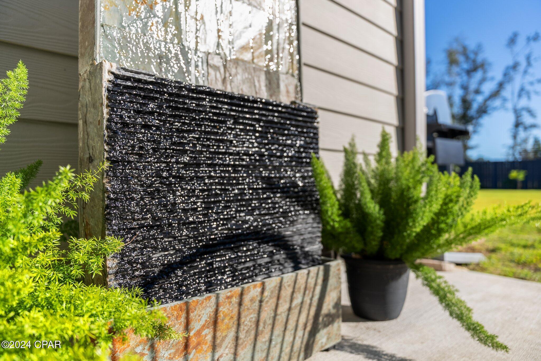 Image 9 For 130 Lake Merial Boulevard