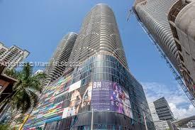 55 SW 9th st #2207, Miami FL 33130