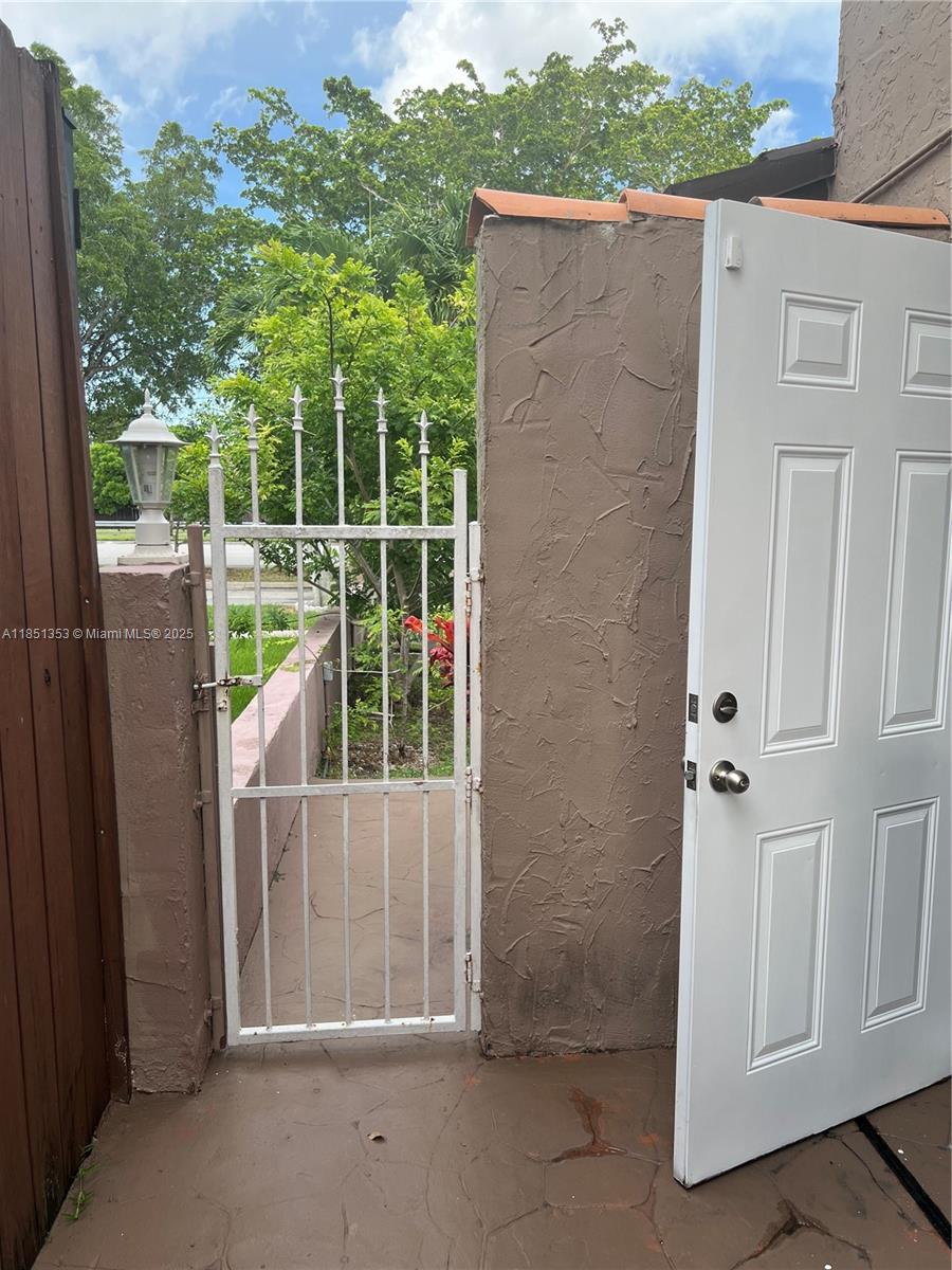 Property photo # 9