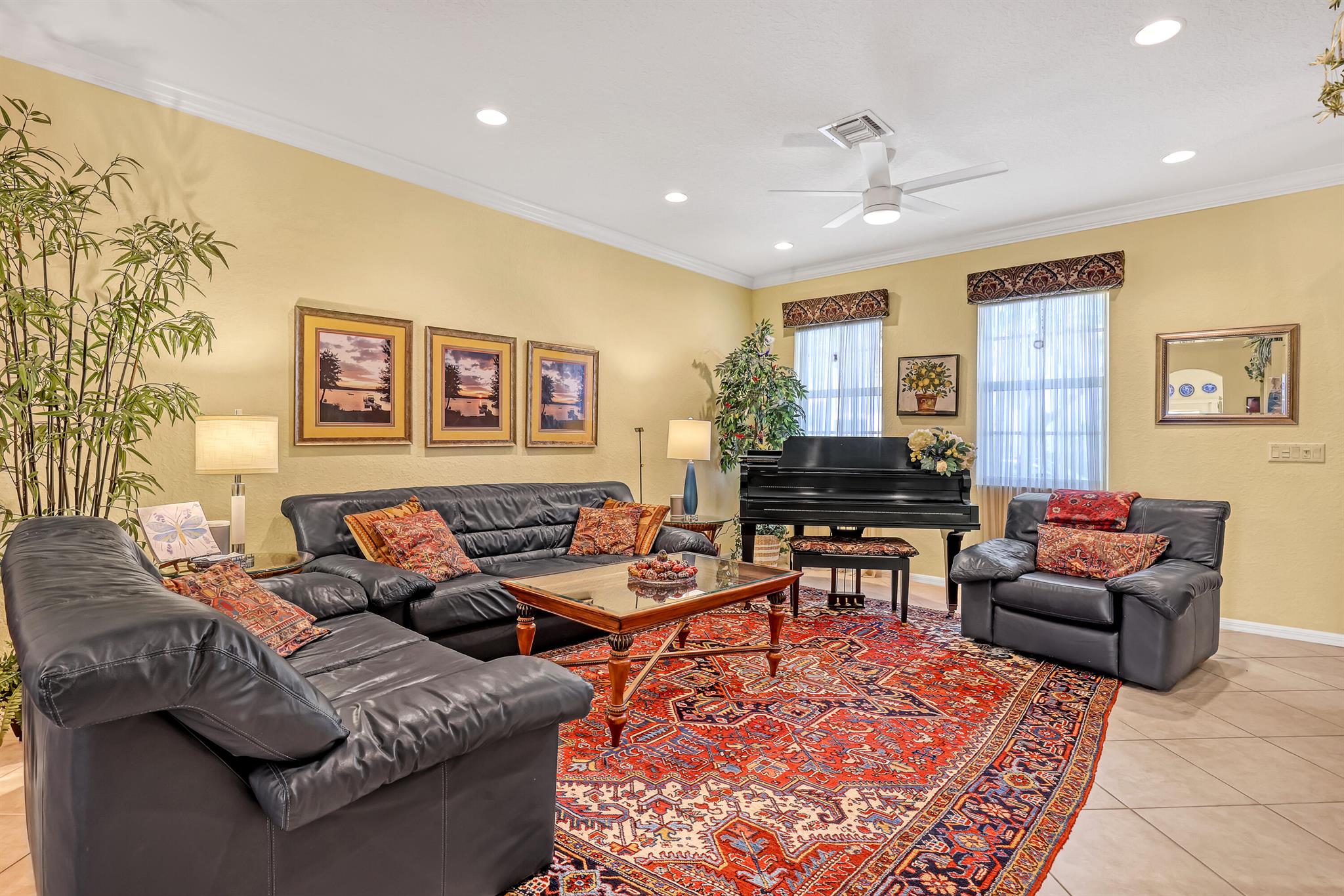 Image to showcase the property located at 187 E Bay Cedar Circle
