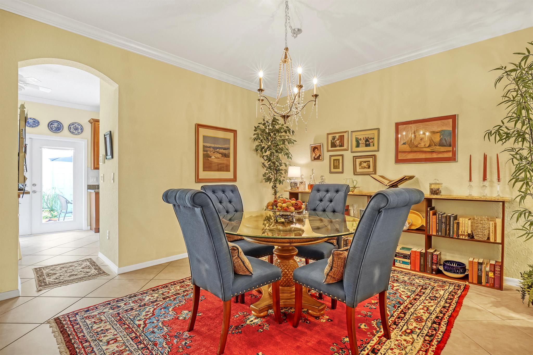 Image to showcase the property located at 187 E Bay Cedar Circle