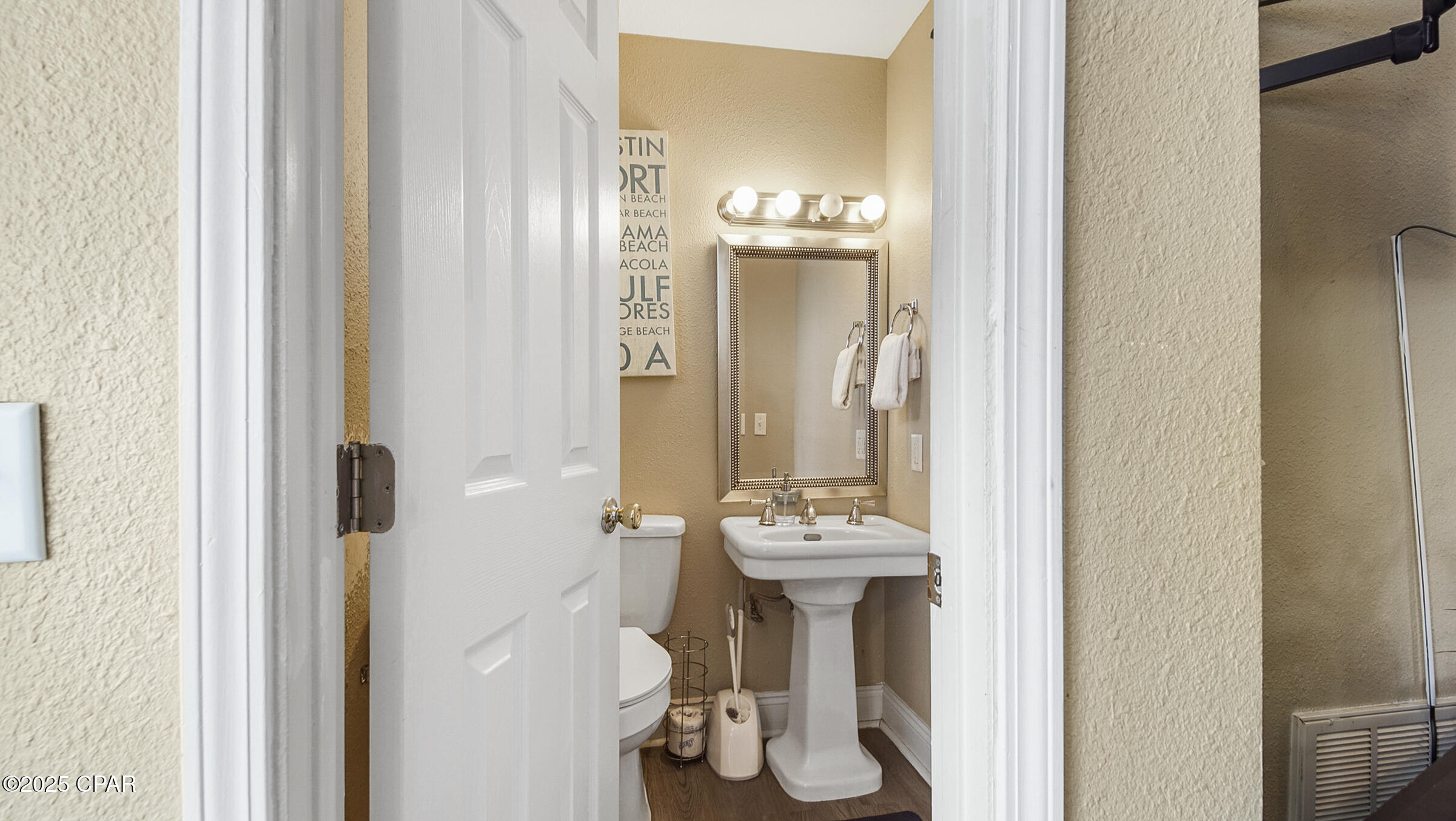 Image 70 For 3903 Raven Street # A-c