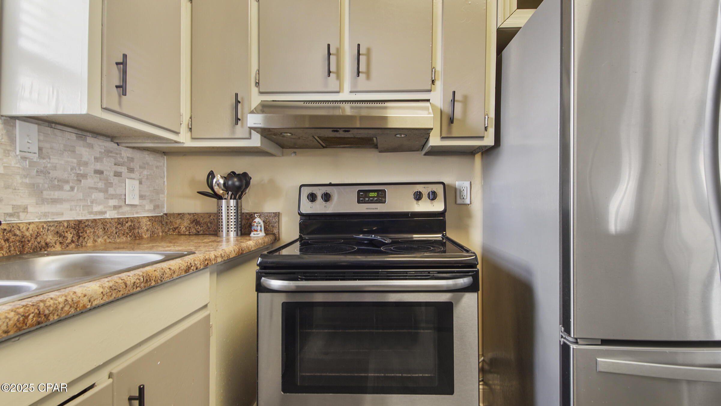 Image 9 For 3903 Raven Street # A-c