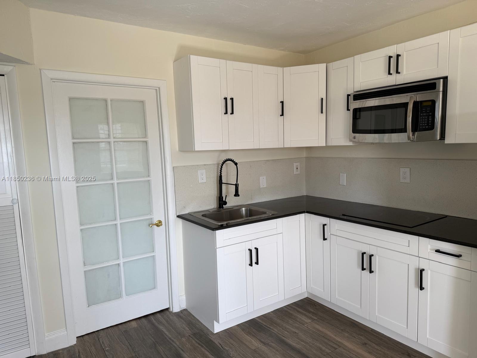 Property photo # 0