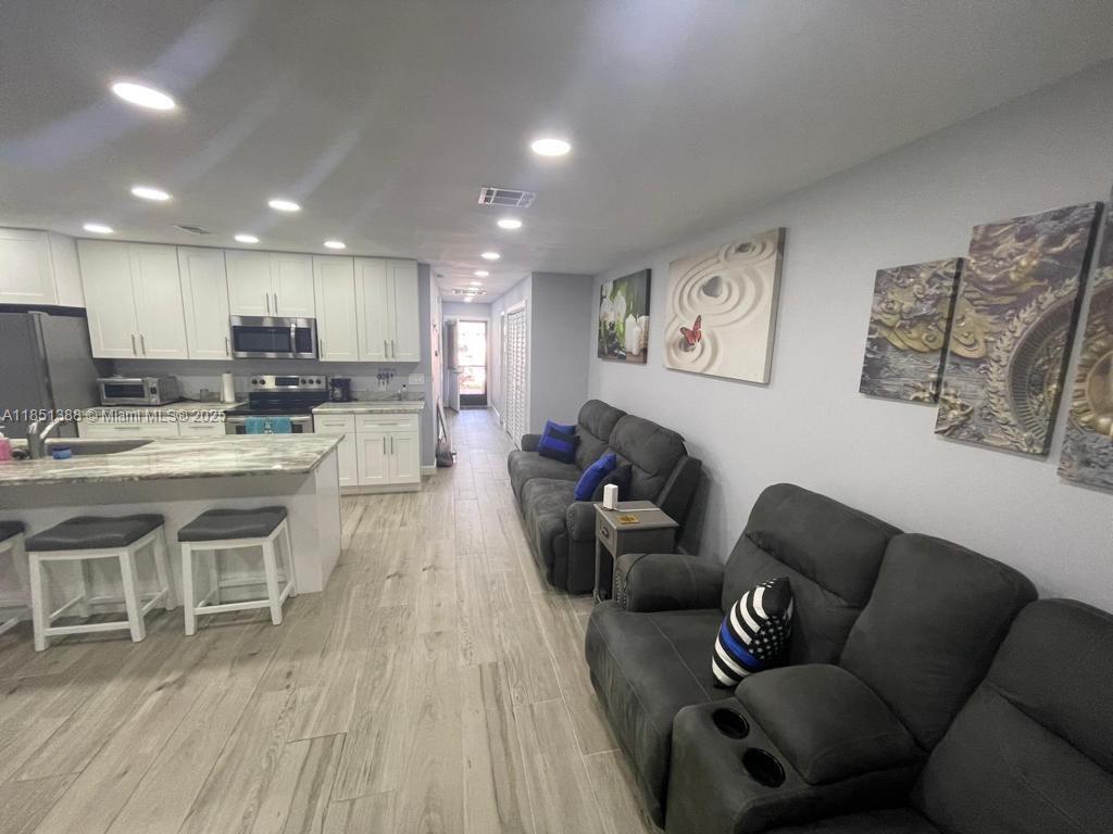 Property photo # 2