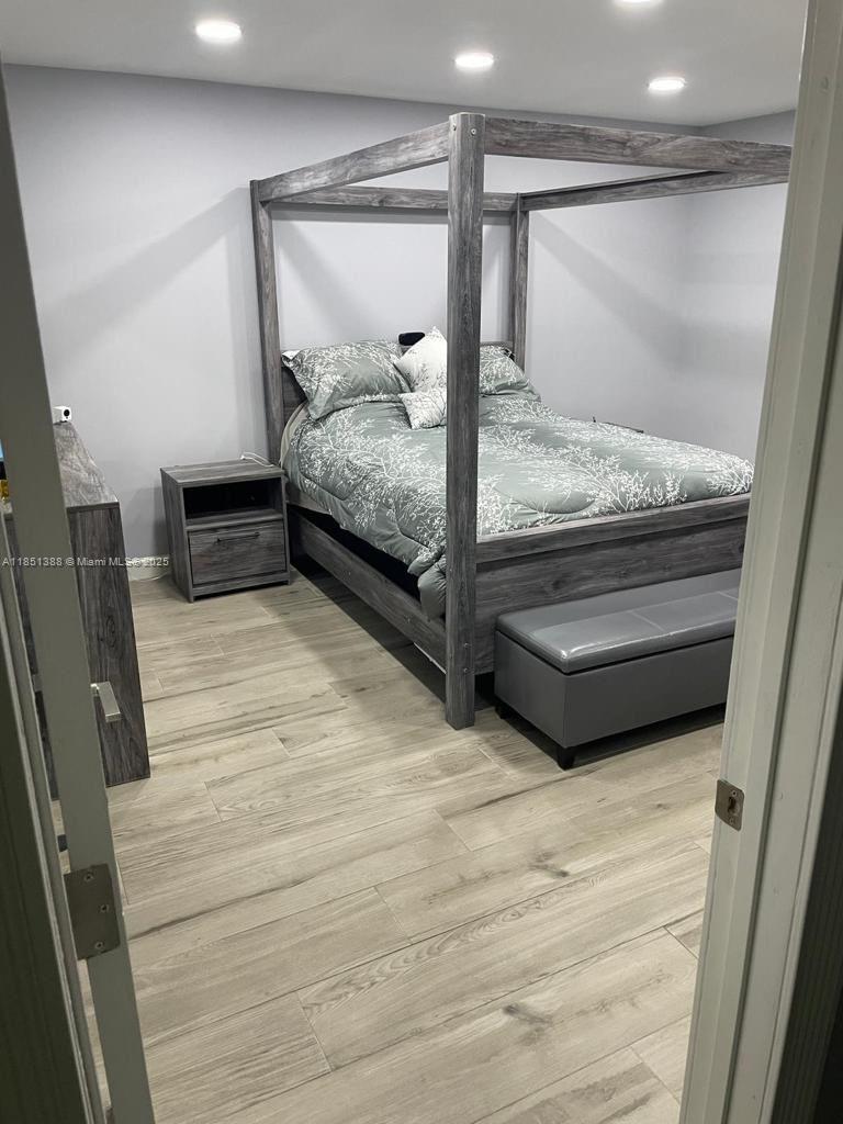 Property photo # 9