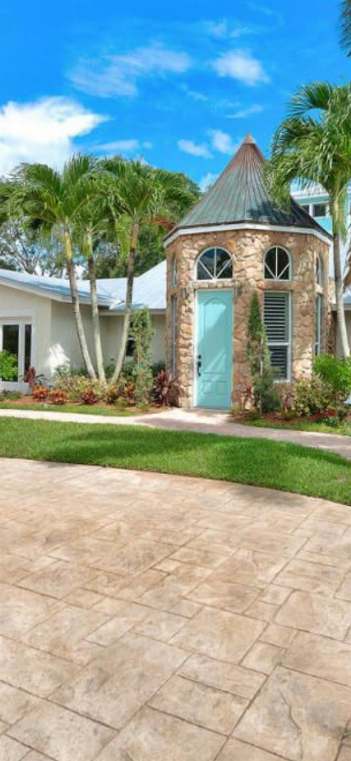 Showcase Image of listing 8487 SE Merritt Way