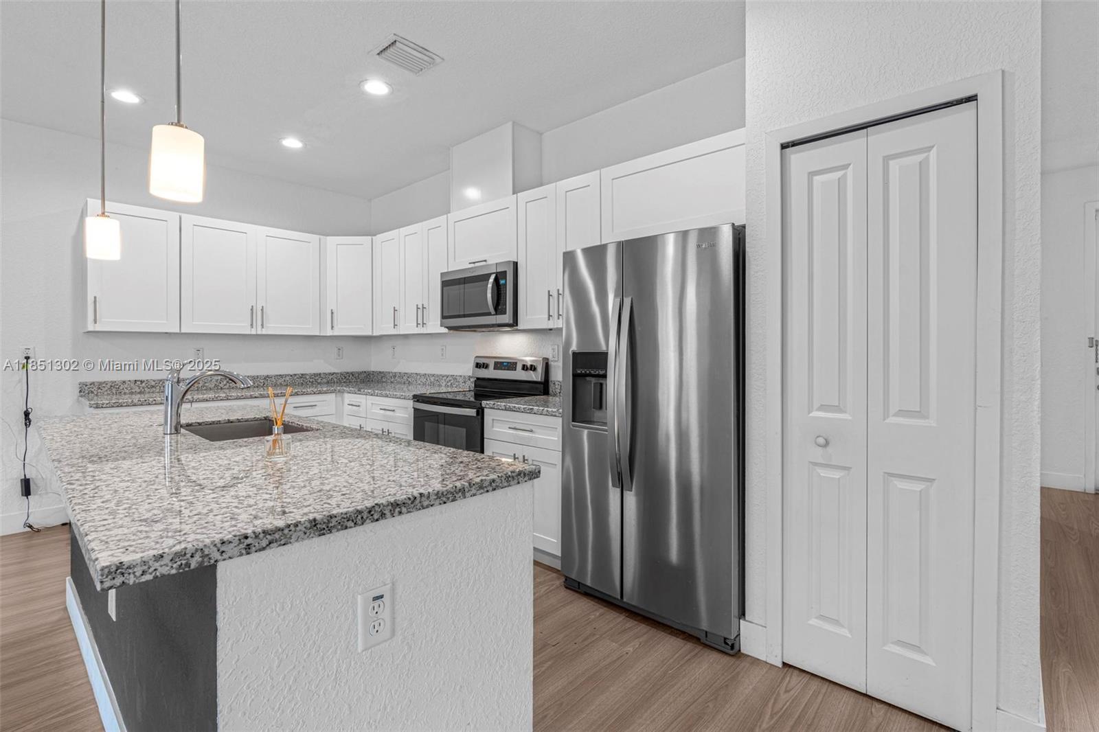 Property photo # 8