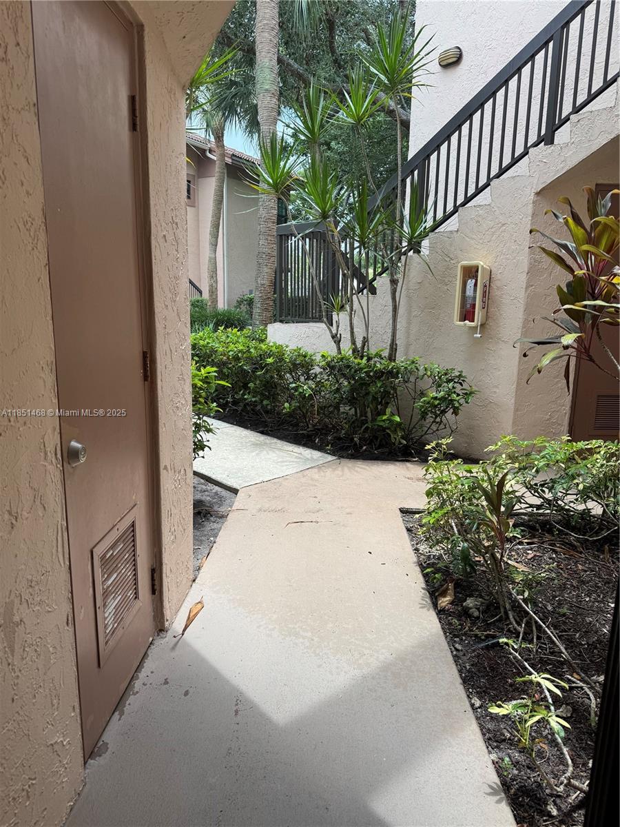 Property photo # 4