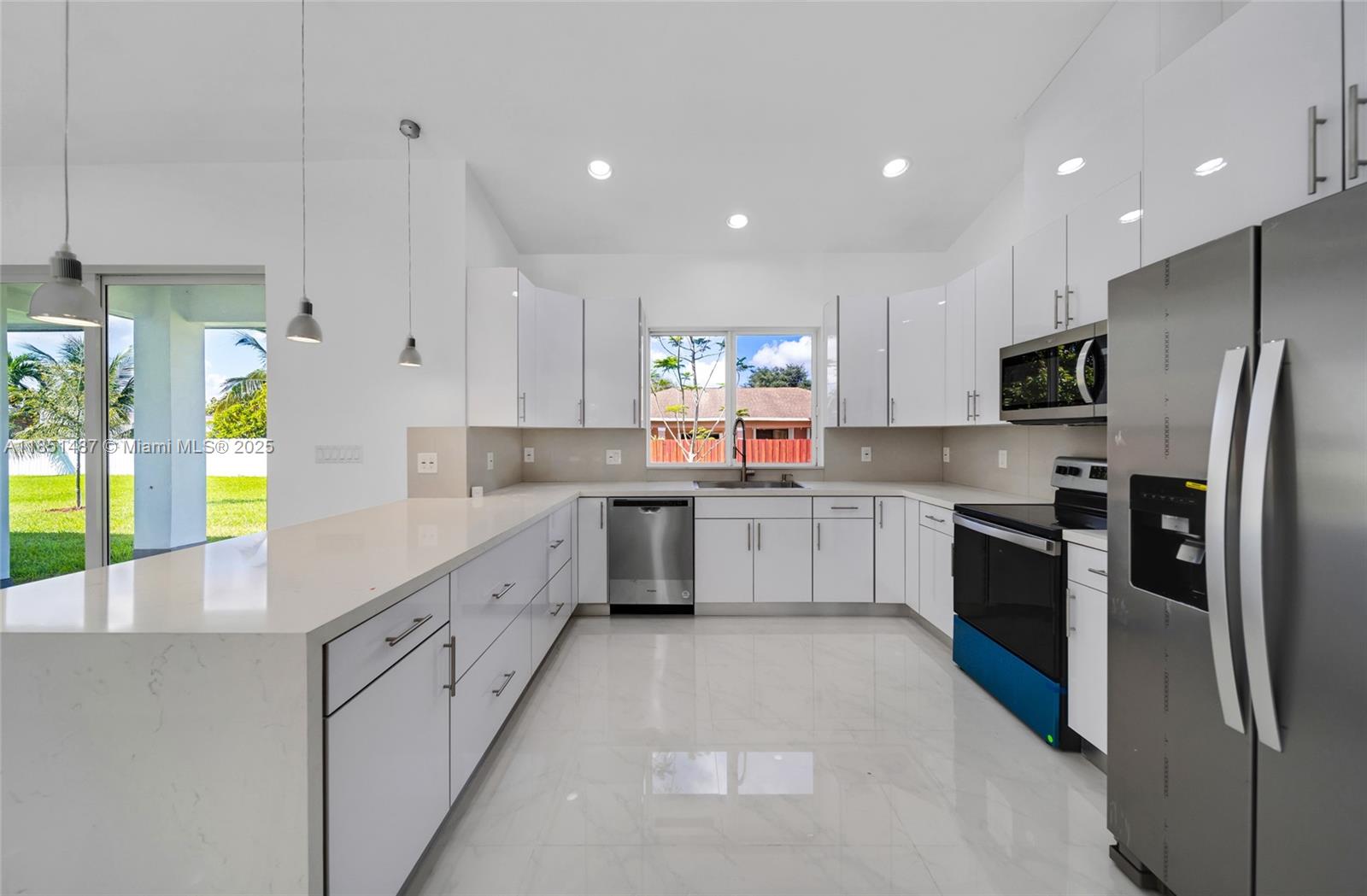 Property photo # 2