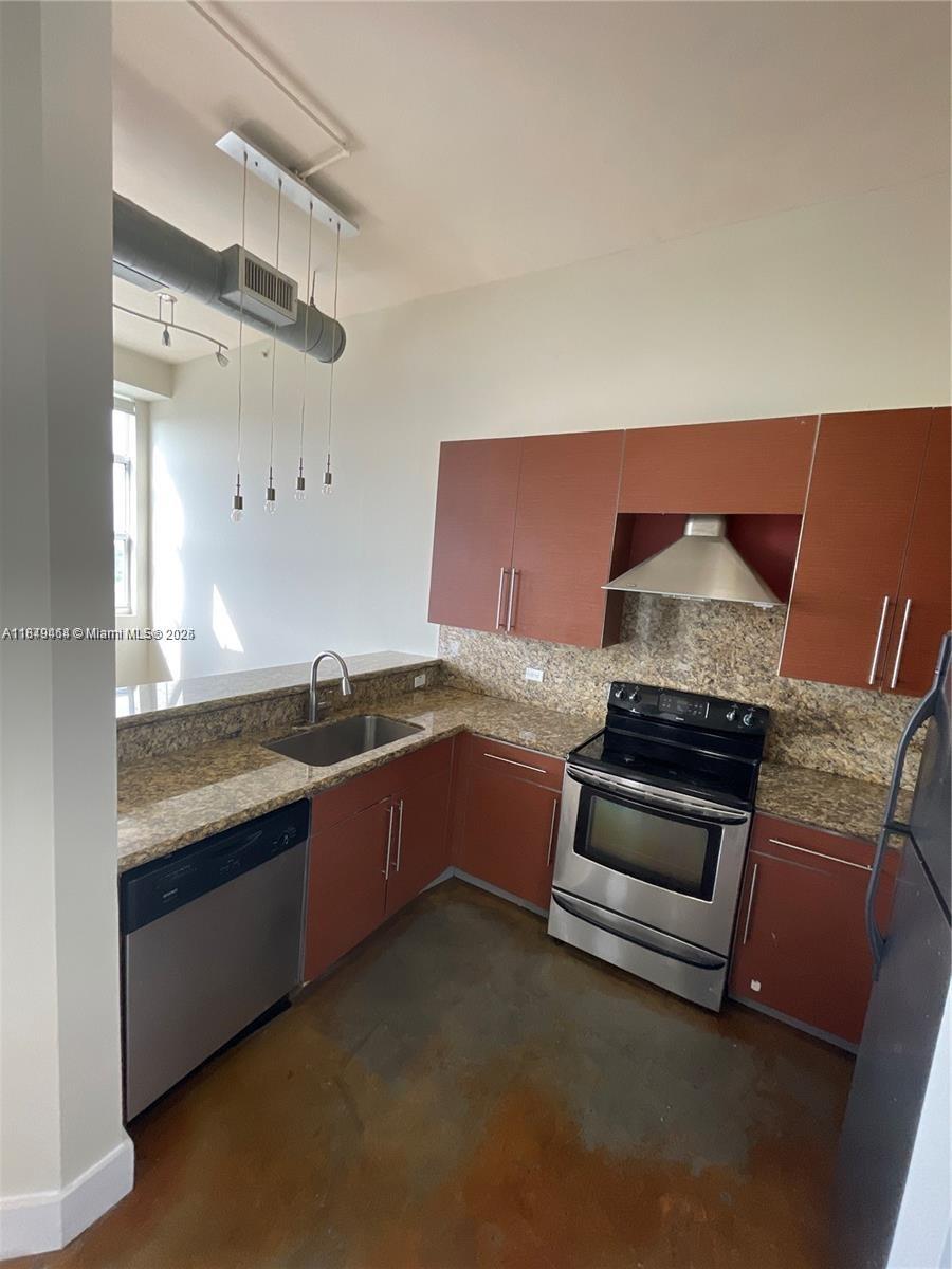Property photo # 6