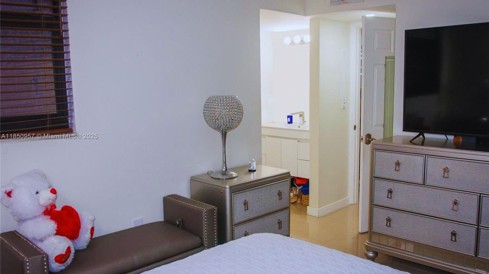 Property photo # 6