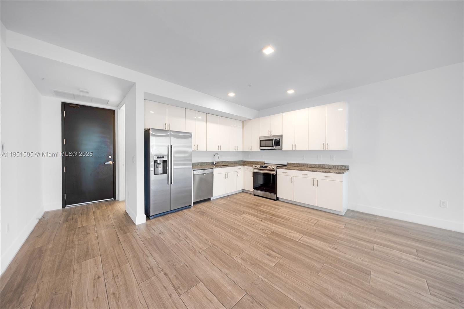 Property photo # 3
