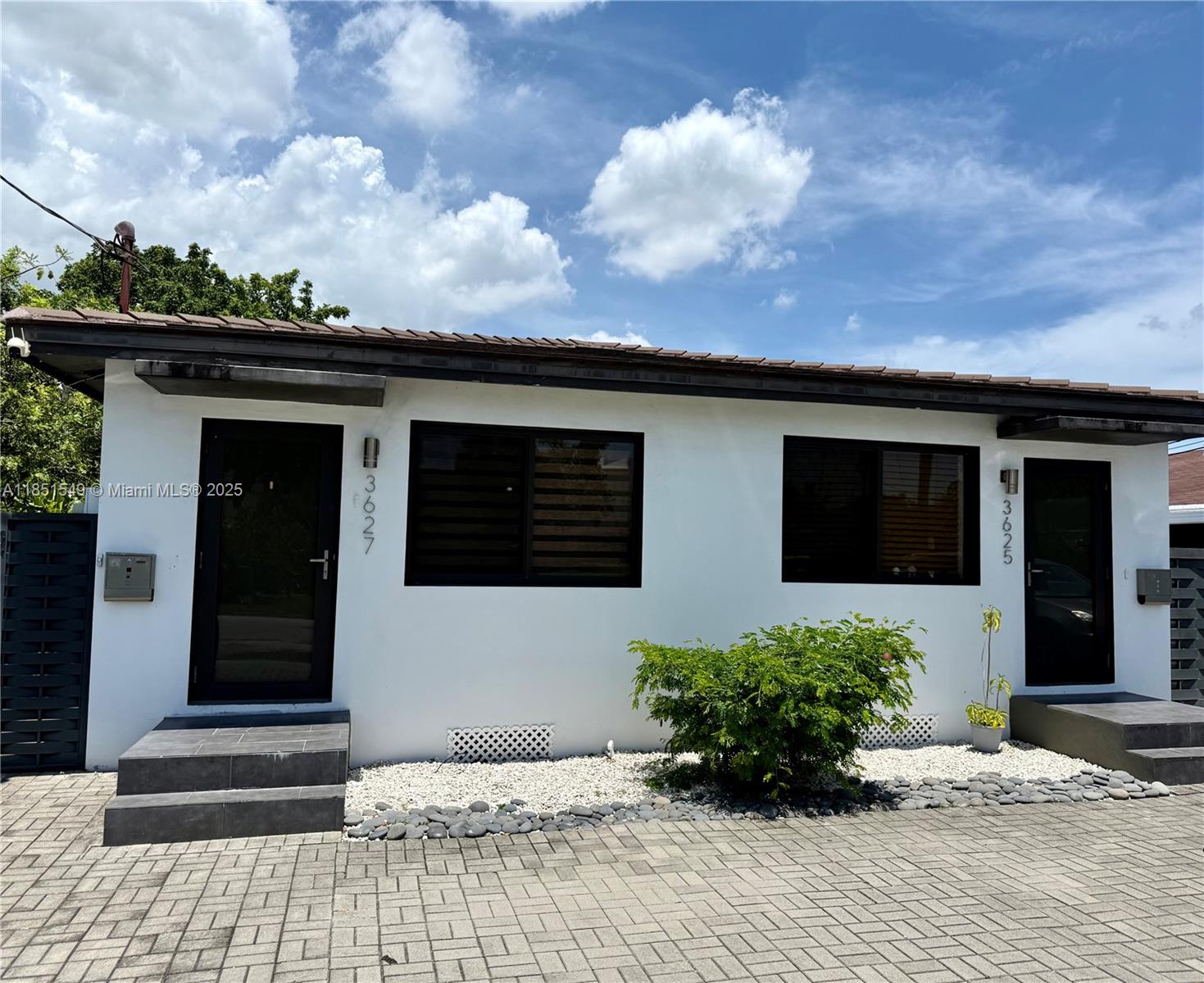 Property photo # 0