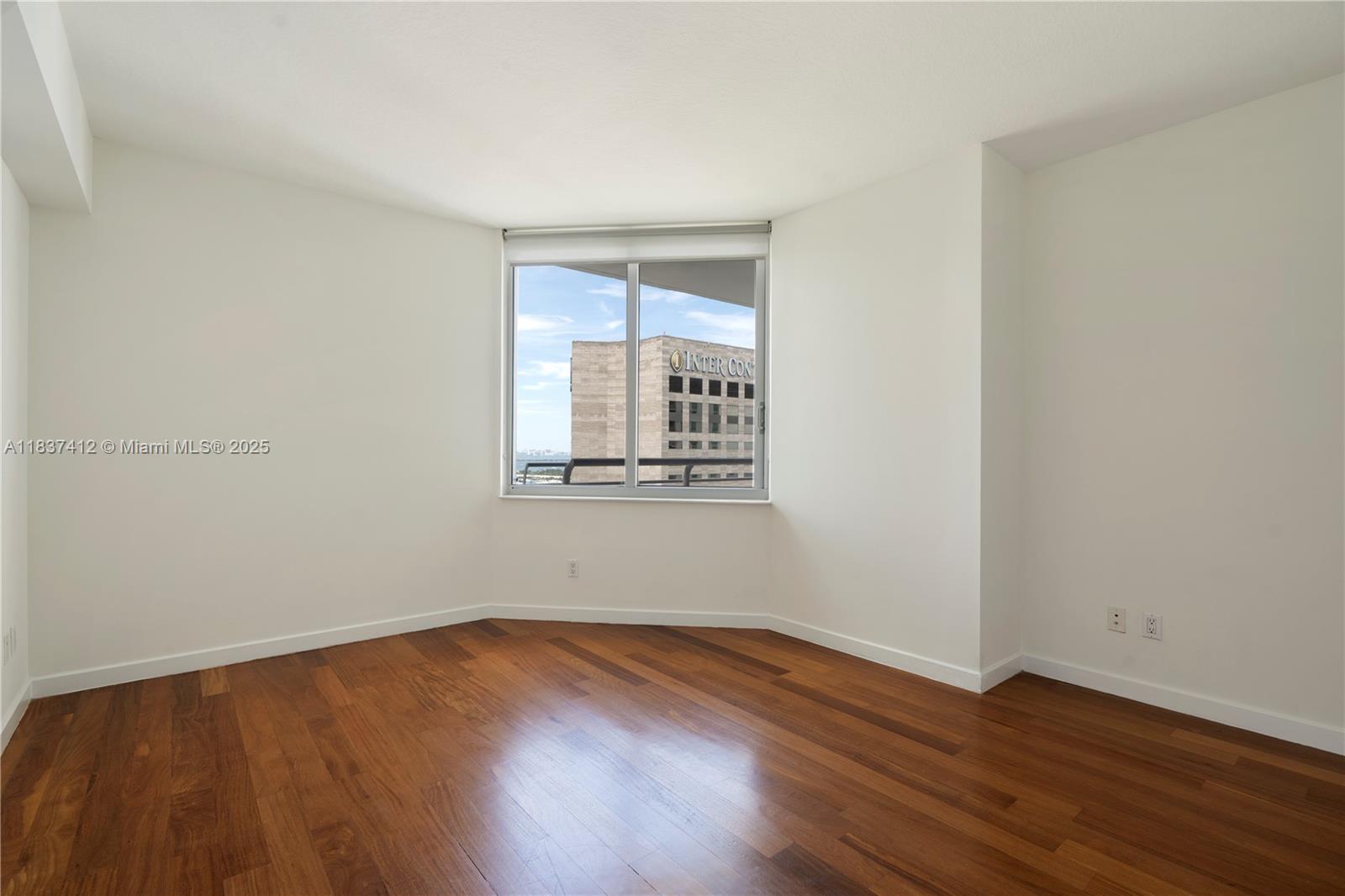 325 S Biscayne Blvd #3322, Miami FL 33131