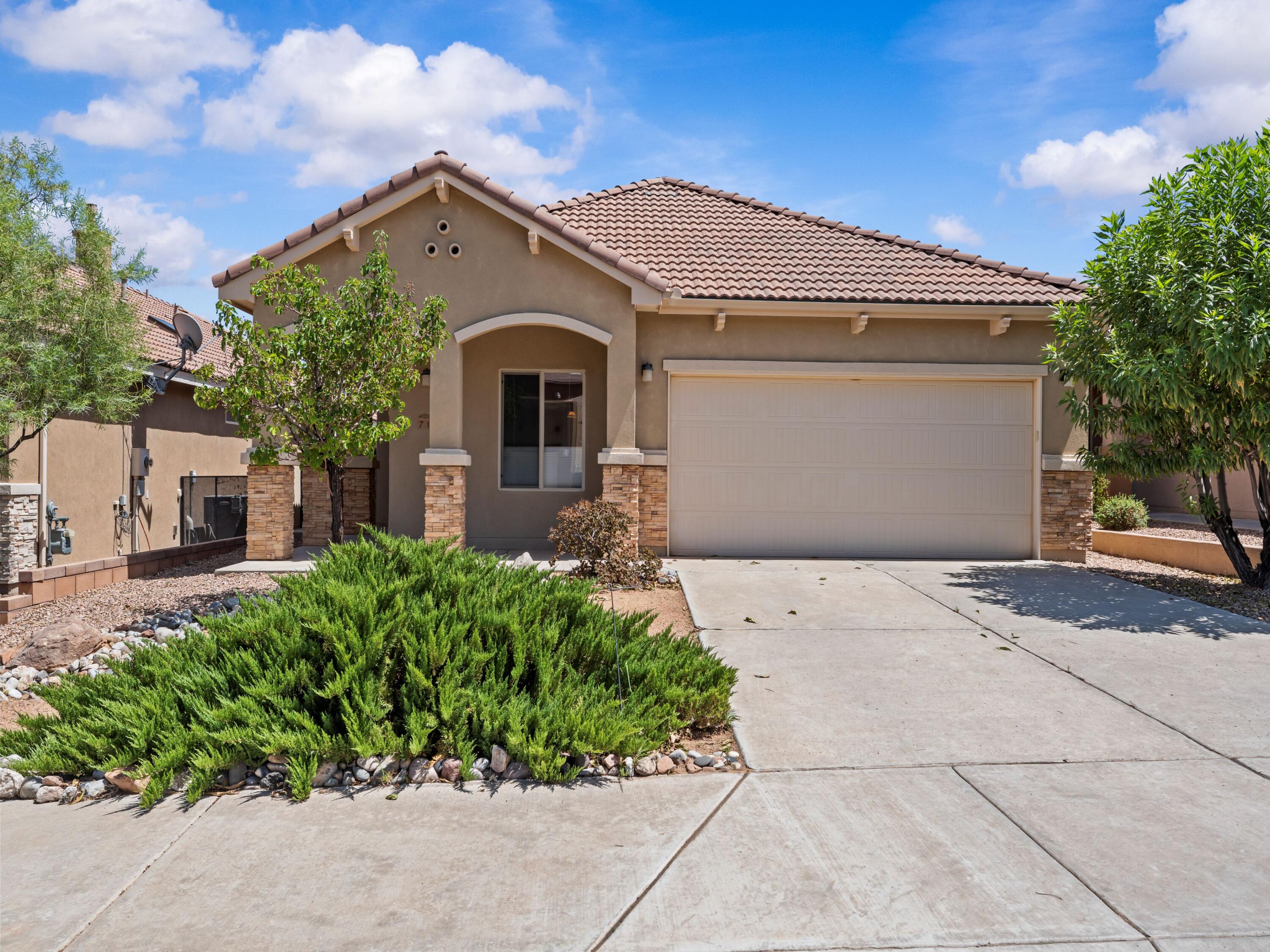 Fabulous home located in the highly desirable Alegria Del Webb Subdivision. Home features a bright and open floorplan, newer flooring throughout, 2 bedrooms, 1.75 baths, Office/2nd Living Area, refrigerated a/c, Pergola with roll up/down shade, low maintenance front/back landscaping and amazing views. This home is one of the few available on the view side of the street and these views will not disappoint.