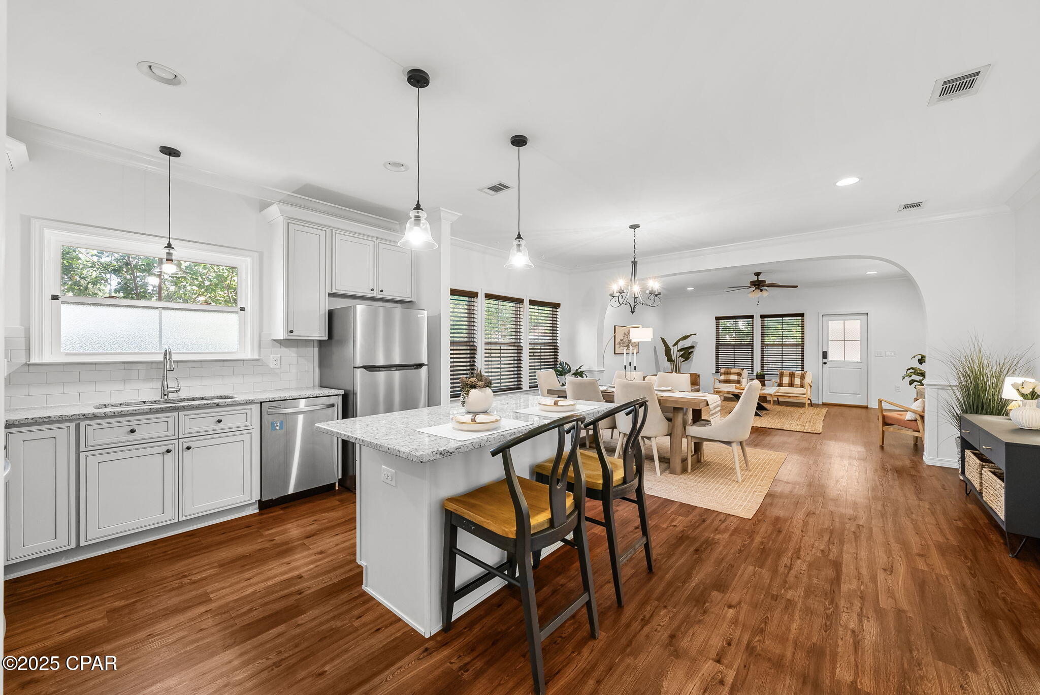 Image 3 For 914 Nutmeg Avenue