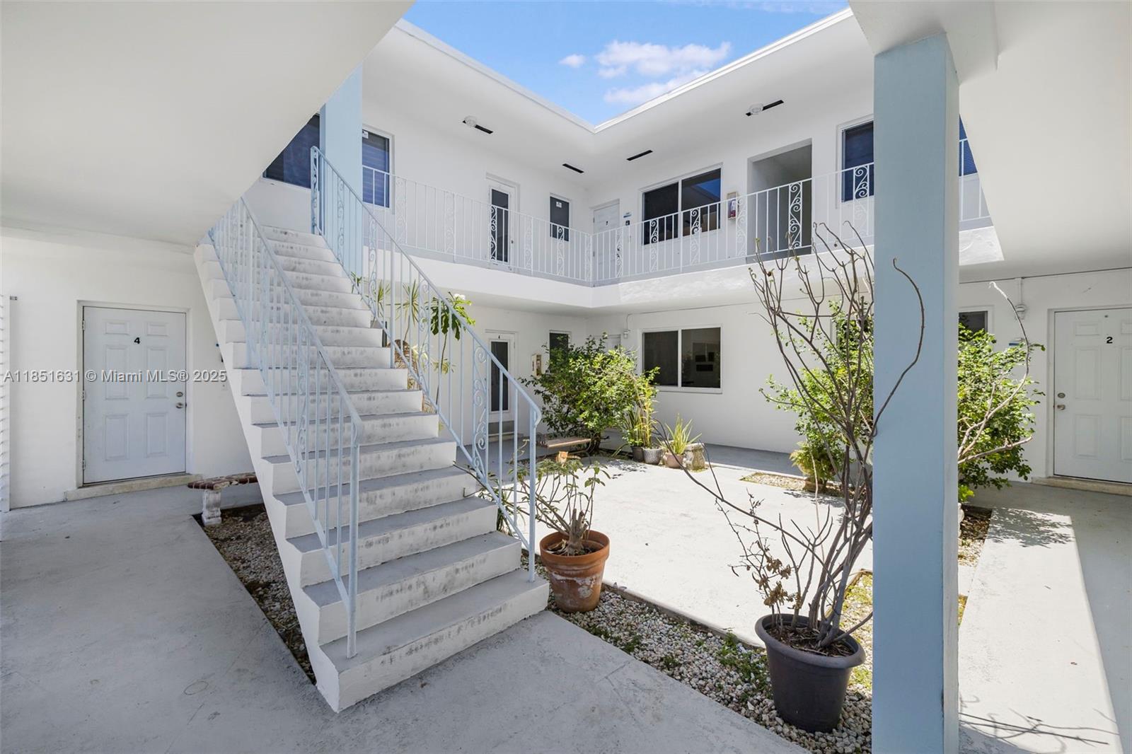 Property photo # 9