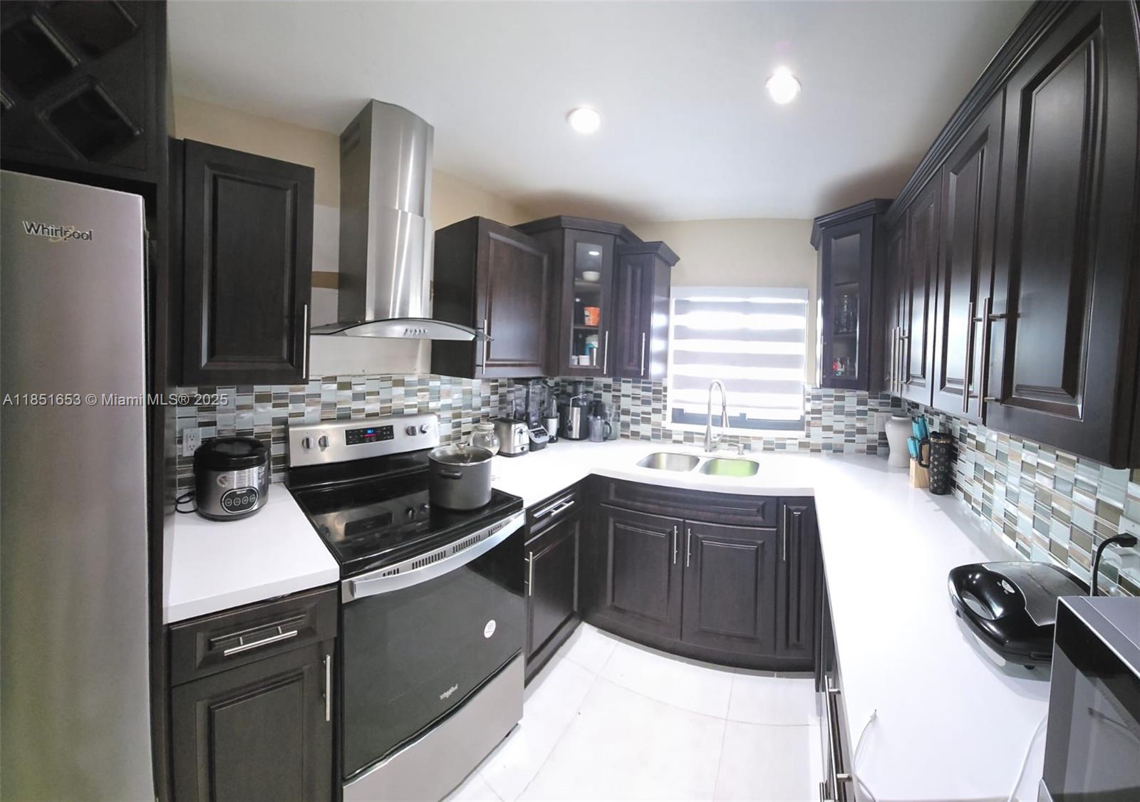 Property photo # 6