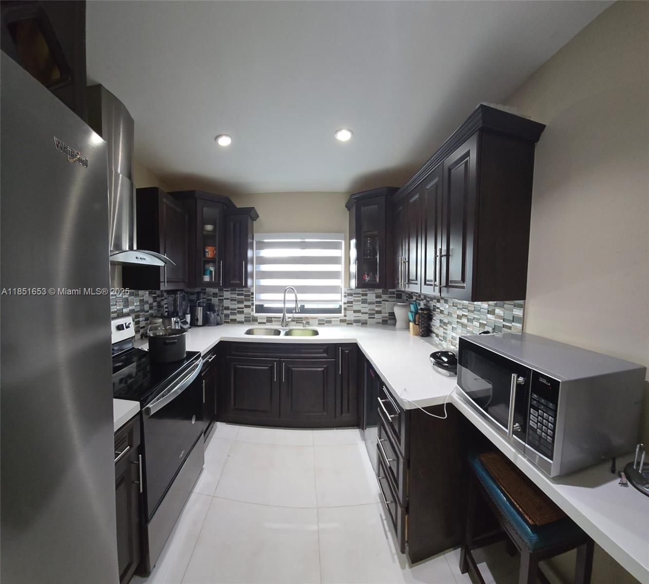 Property photo # 4