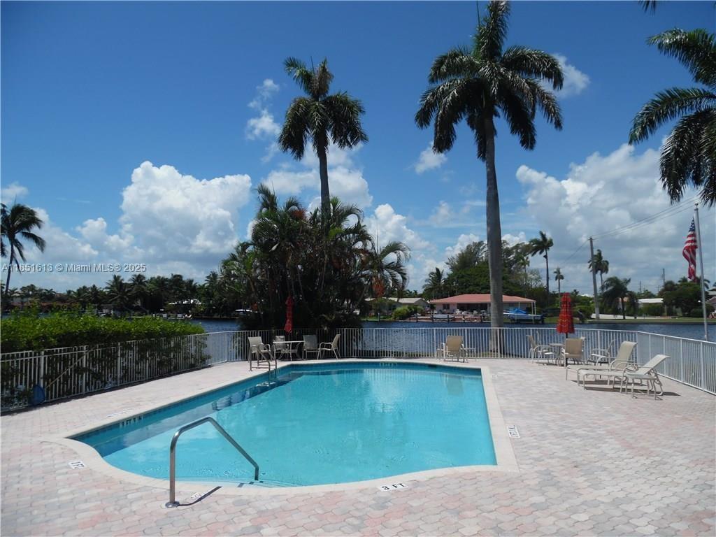 Property photo # 9