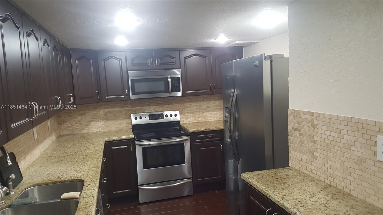 Property photo # 9