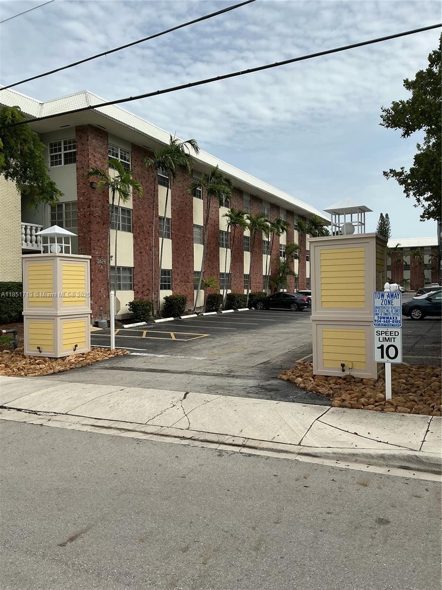 2426 17th Cswy Unit 209 A, Fort Lauderdale, Florida 33316