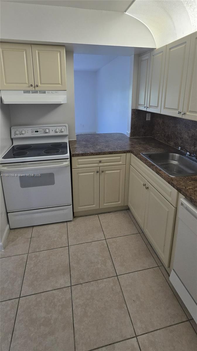 Property photo # 8