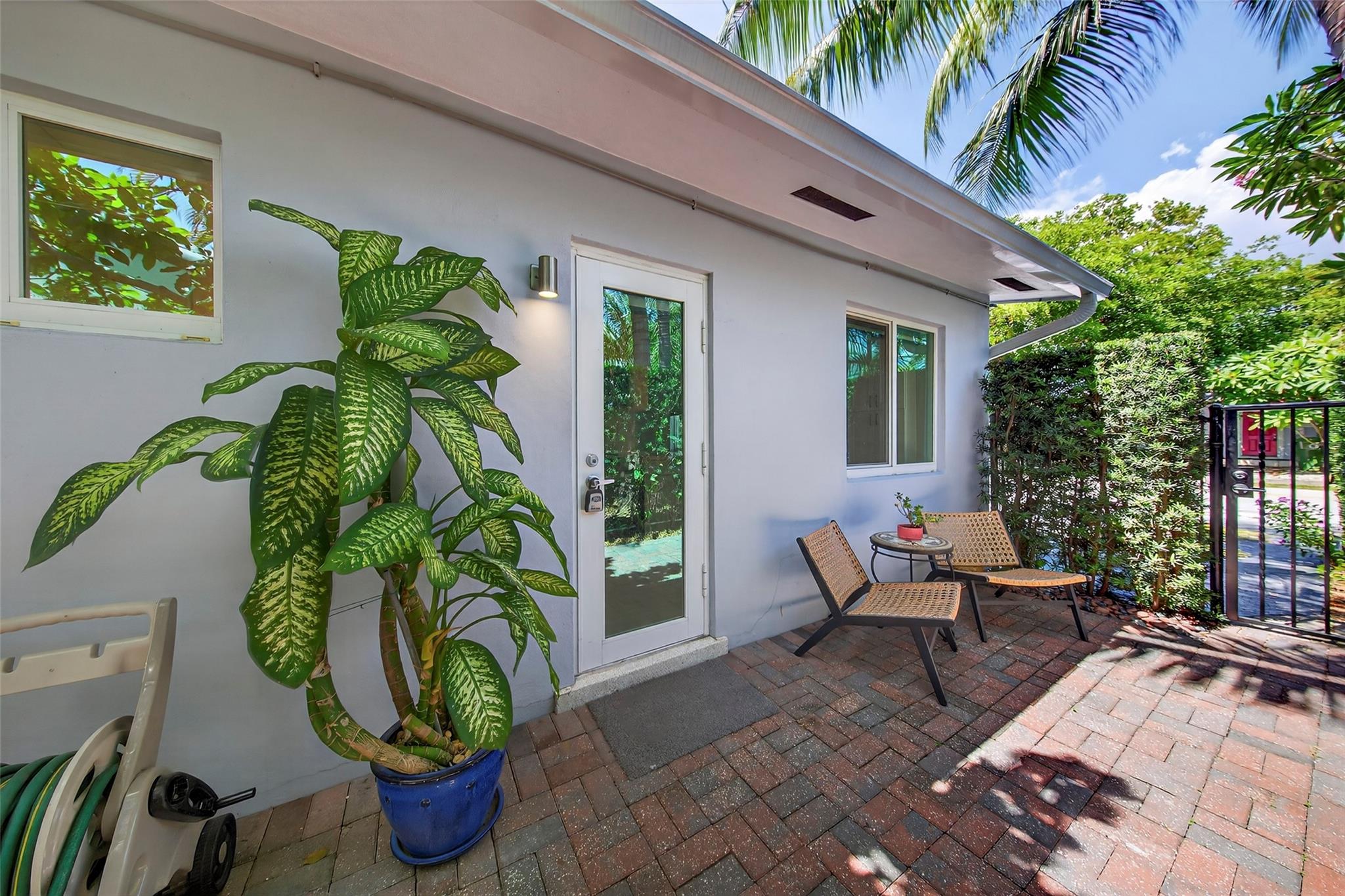 301 NE 15th Street