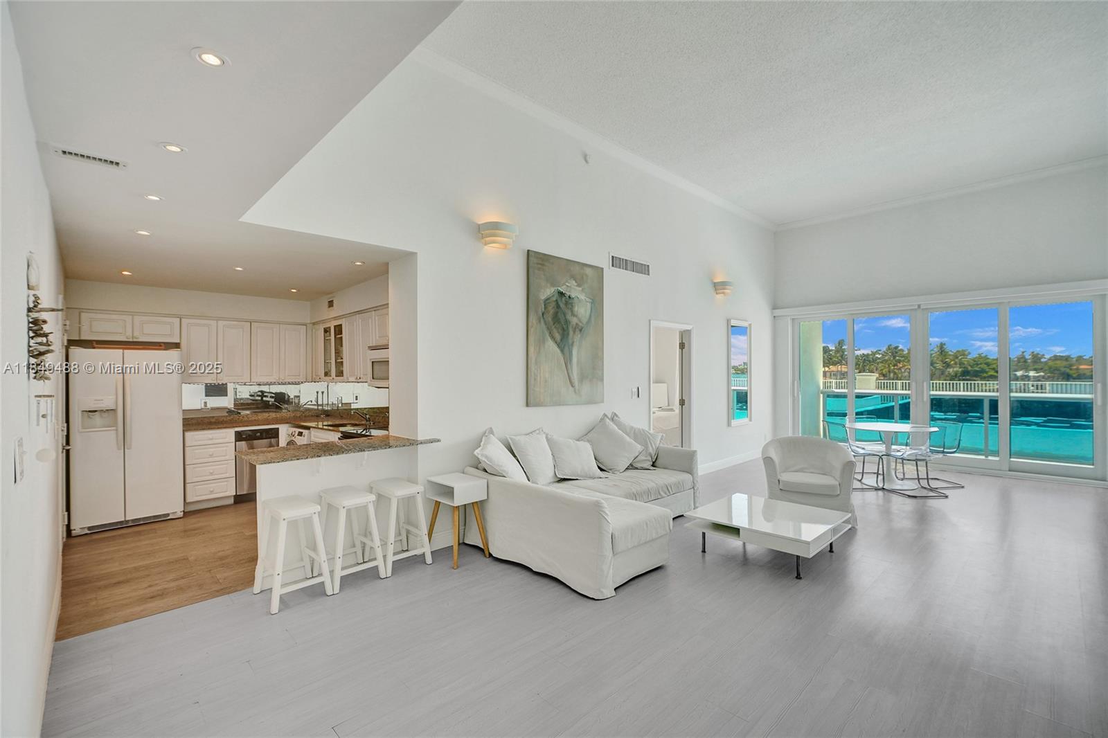 Property photo # 0