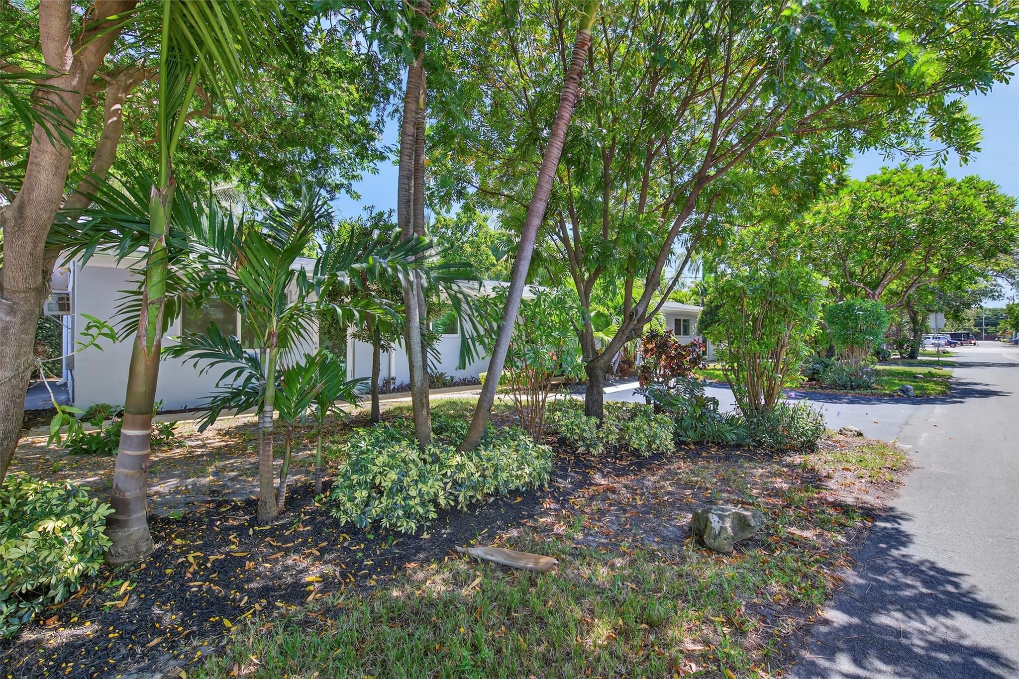 303 NE 15th Street A