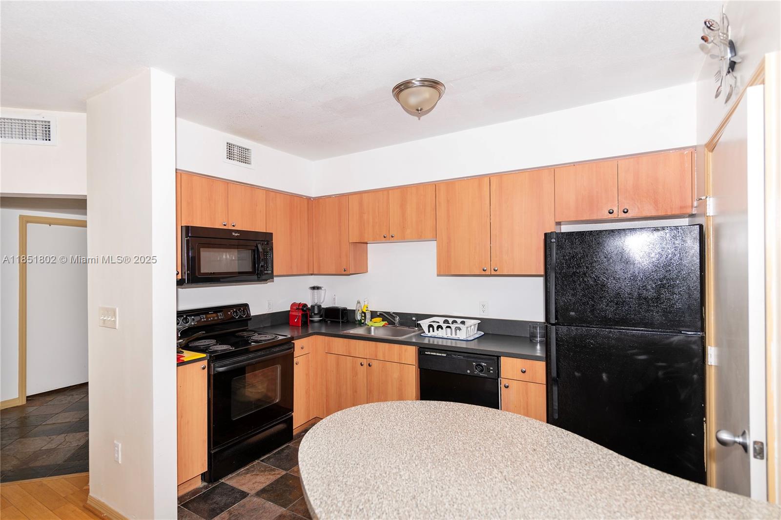 Property photo # 6