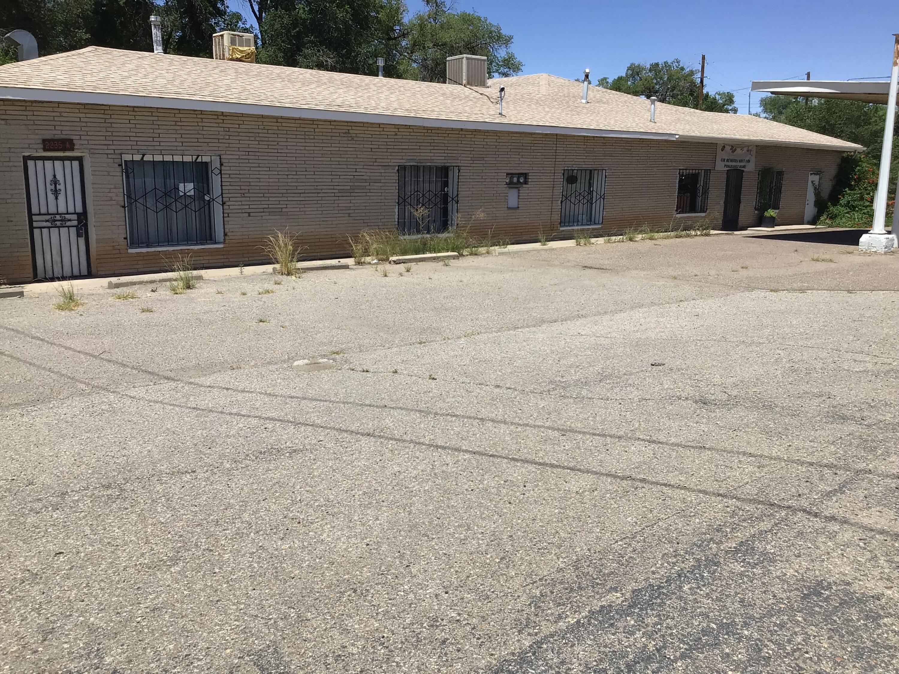 2235 Bosque Farms Boulevard, Bosque Farms