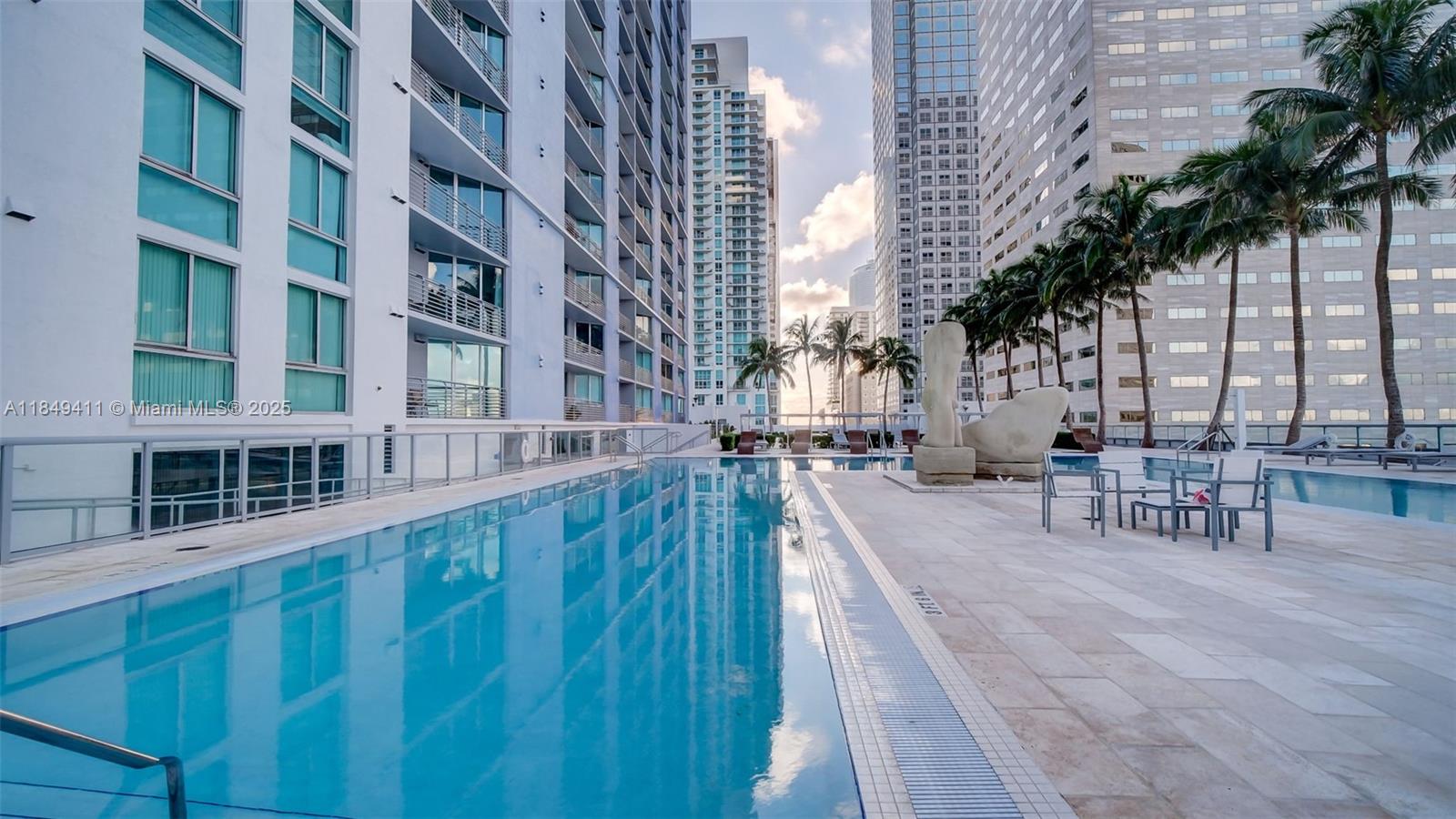 335 S Biscayne Blvd #3501, Miami FL 33131