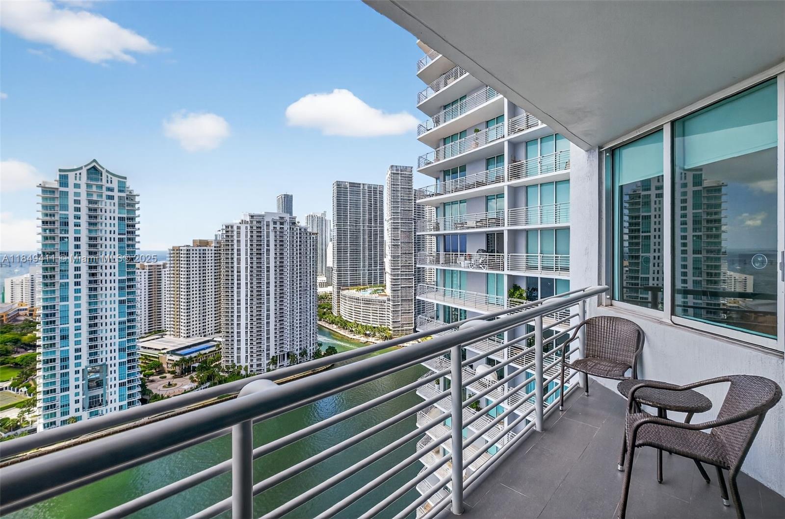 335 S Biscayne Blvd #3501, Miami FL 33131