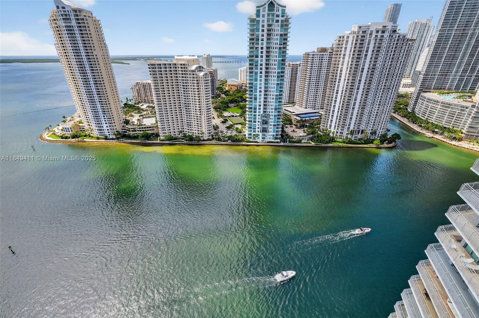 335 S Biscayne Blvd #3501, Miami FL 33131