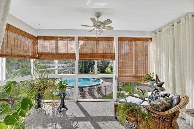 1200 SW 12th St 203 FL