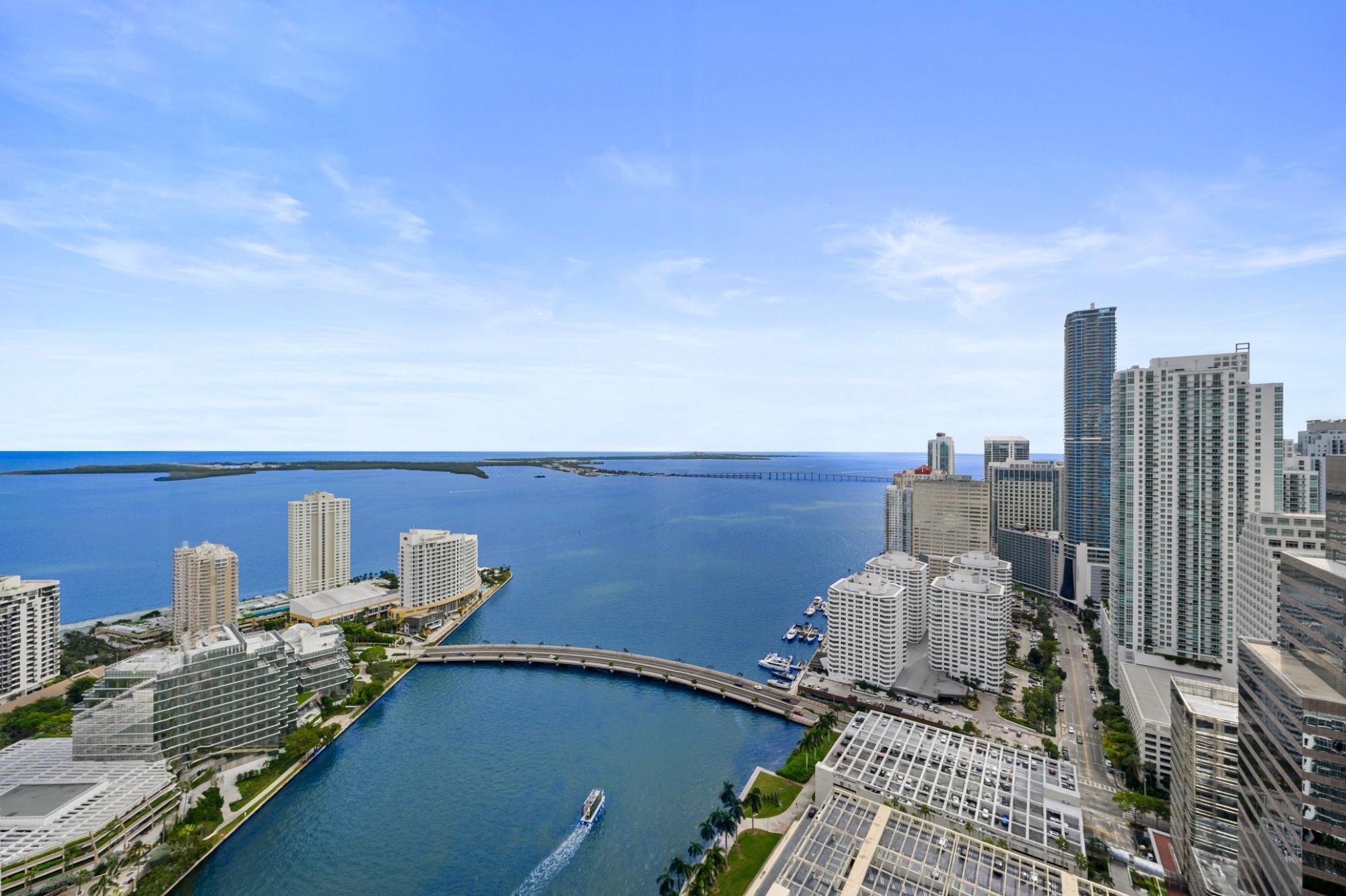 Condo for Rent in Miami, FL