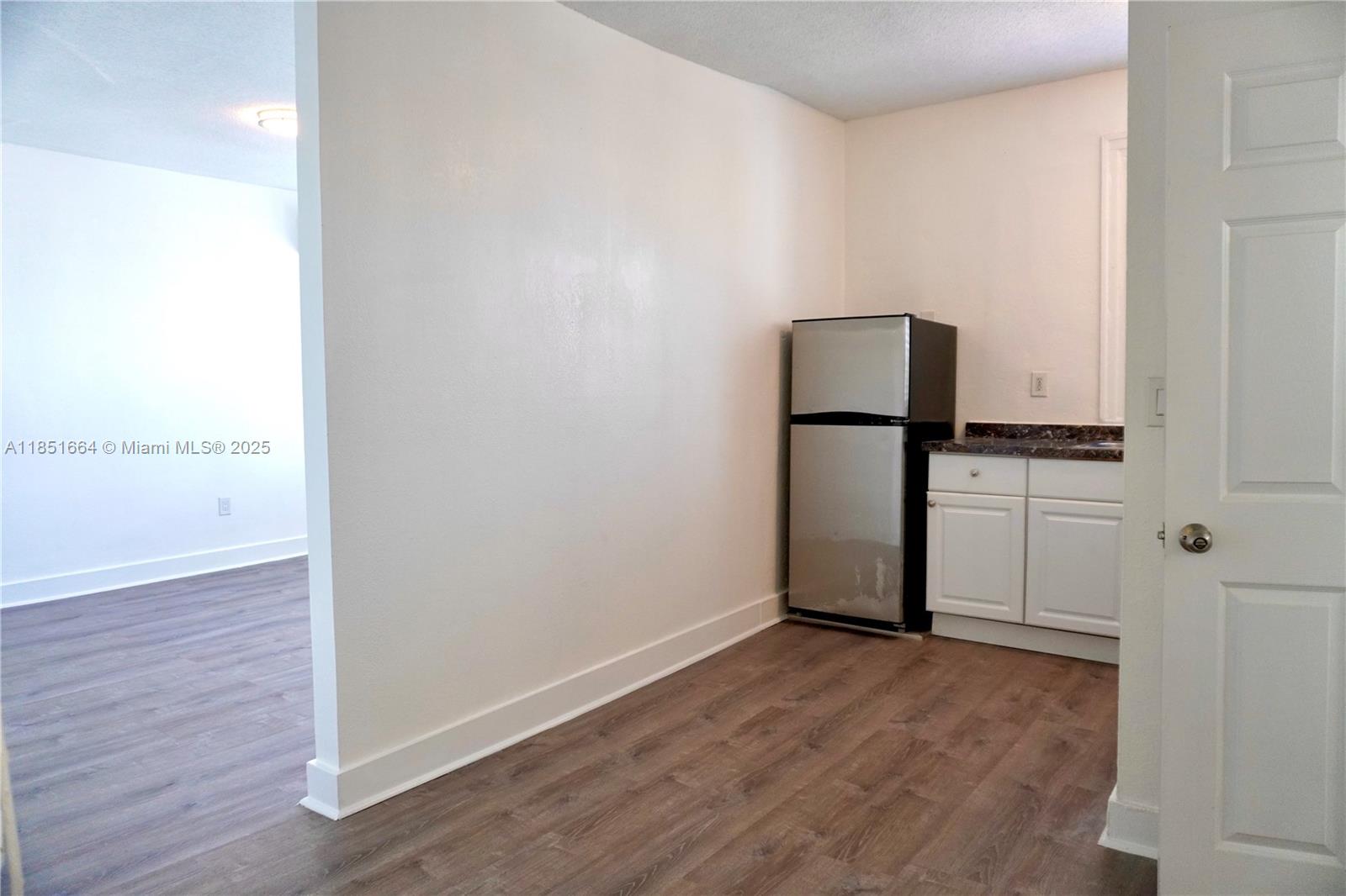 Property photo # 0