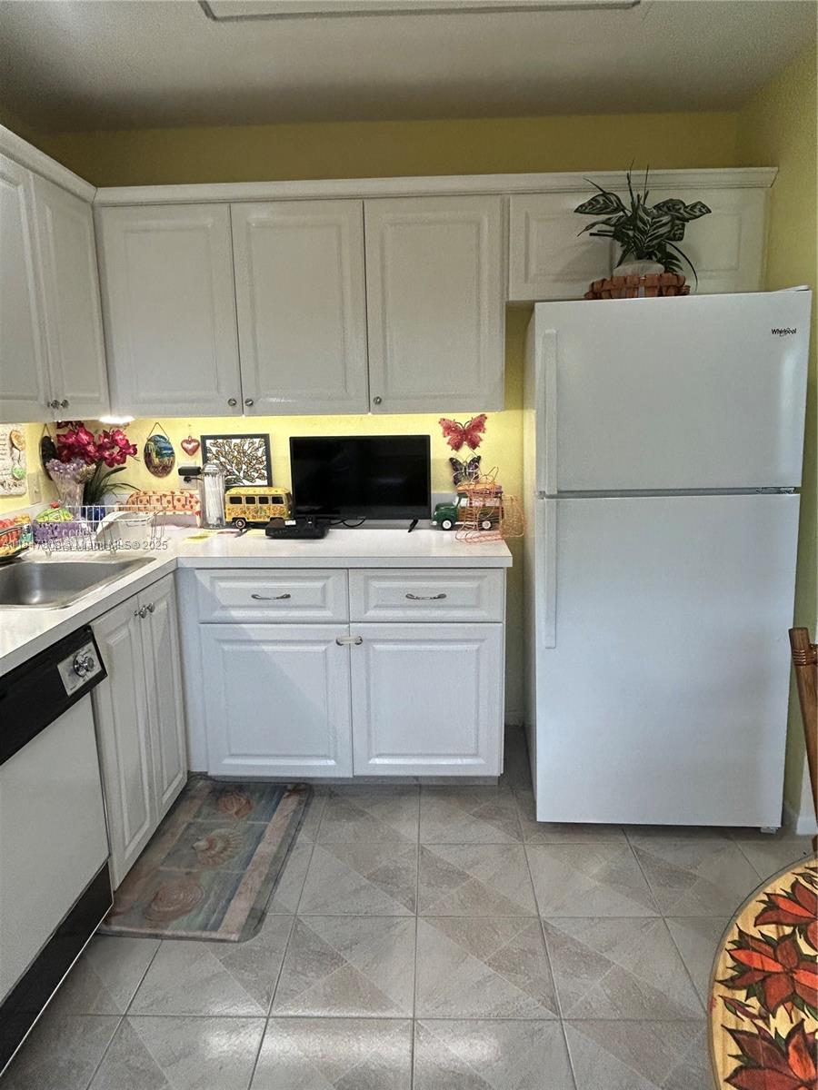 Property photo # 9