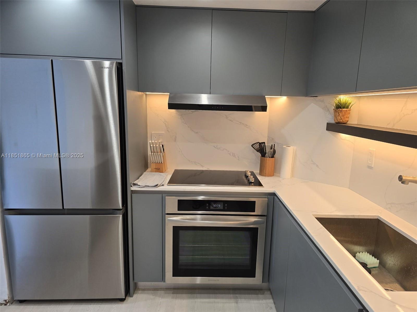 Property photo # 9