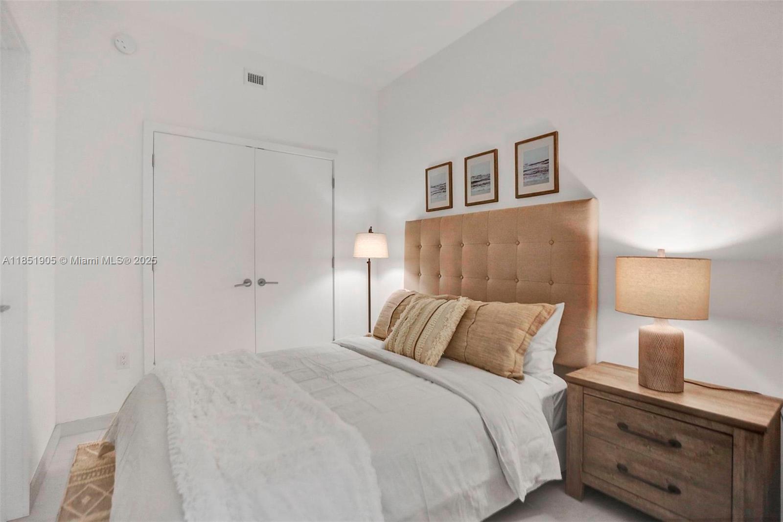 851 NE 1st Ave #1004, Miami FL 33132