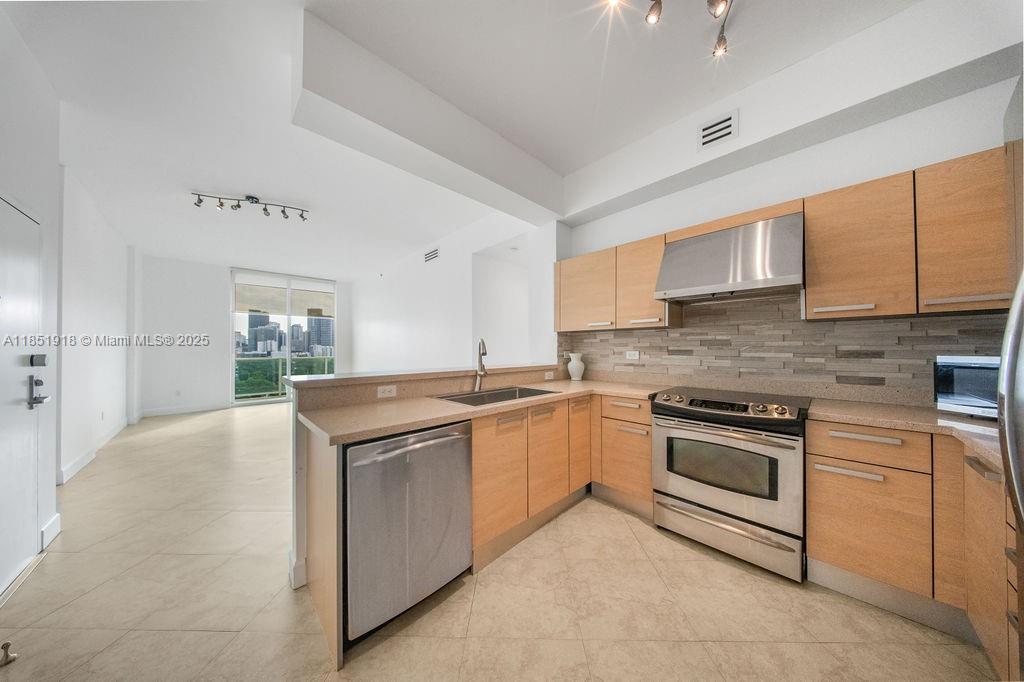 Property photo # 5