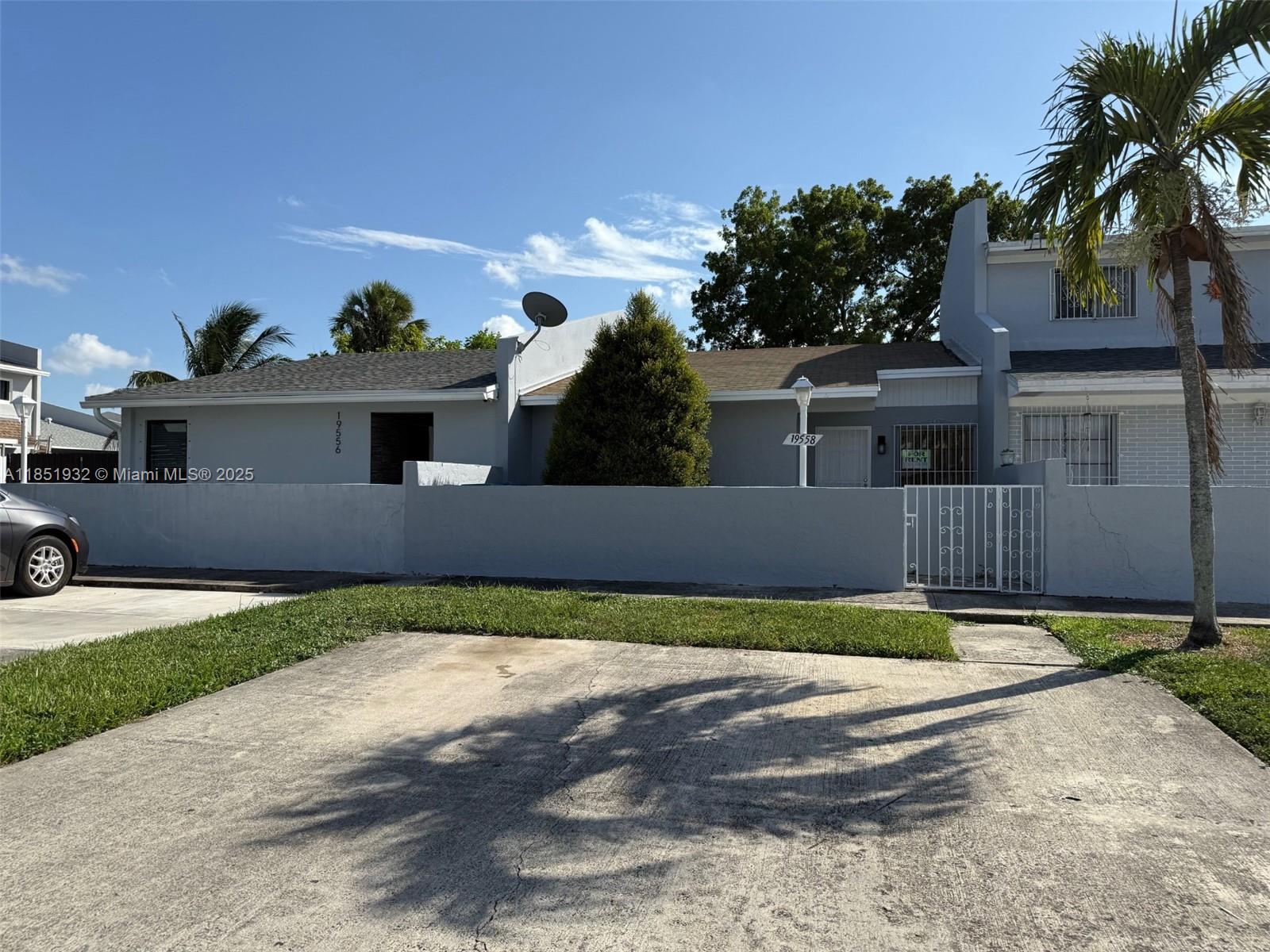 Property photo # 0