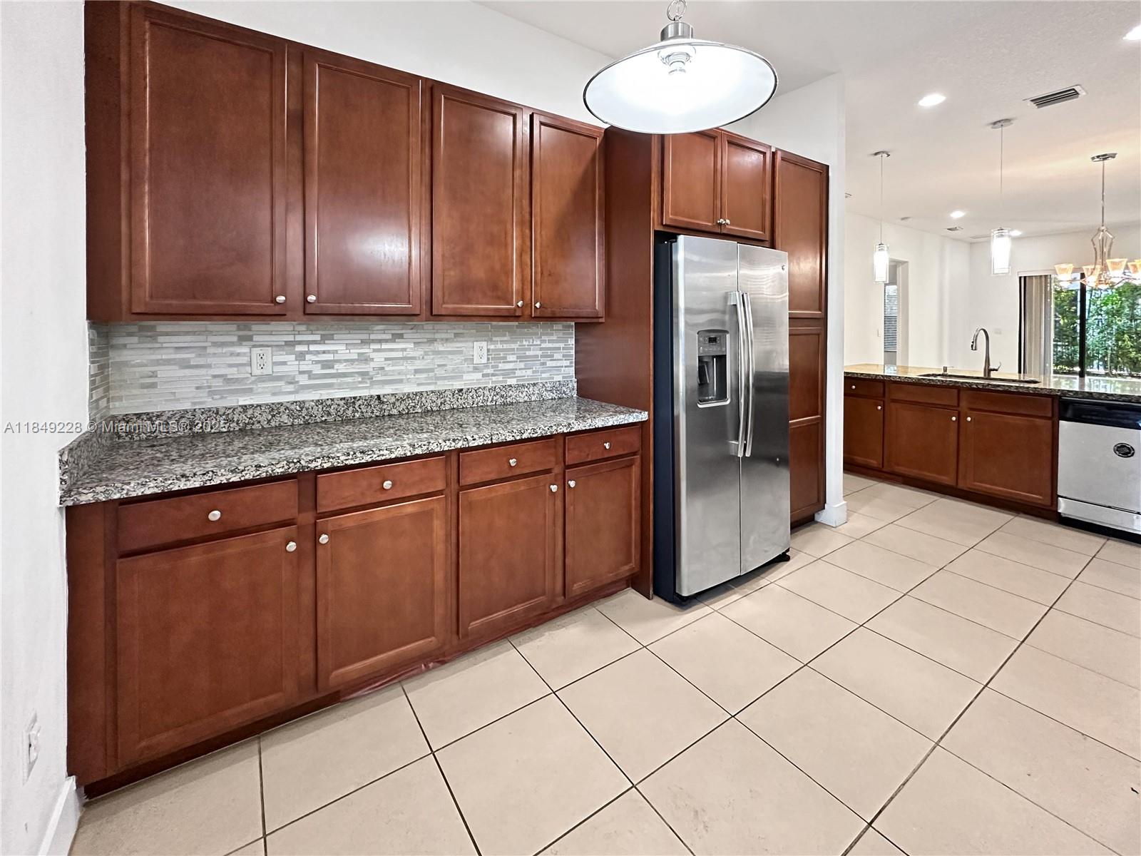 Property photo # 9