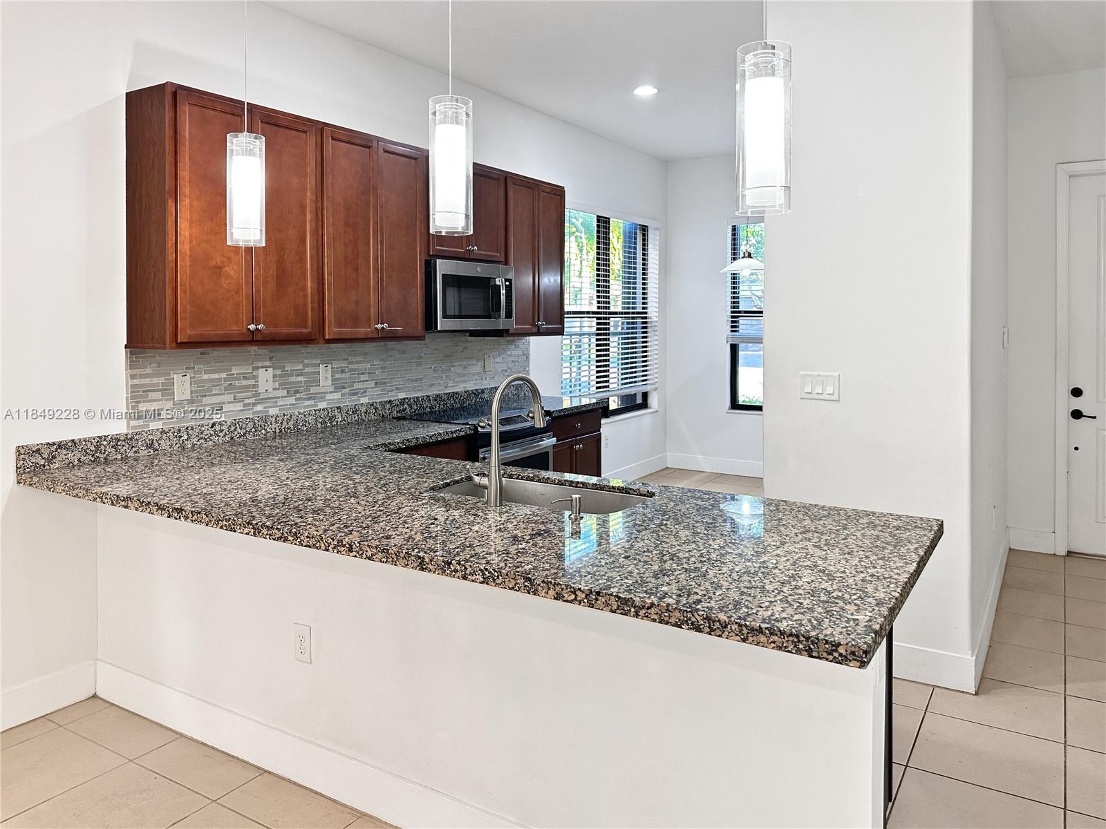 Property photo # 6