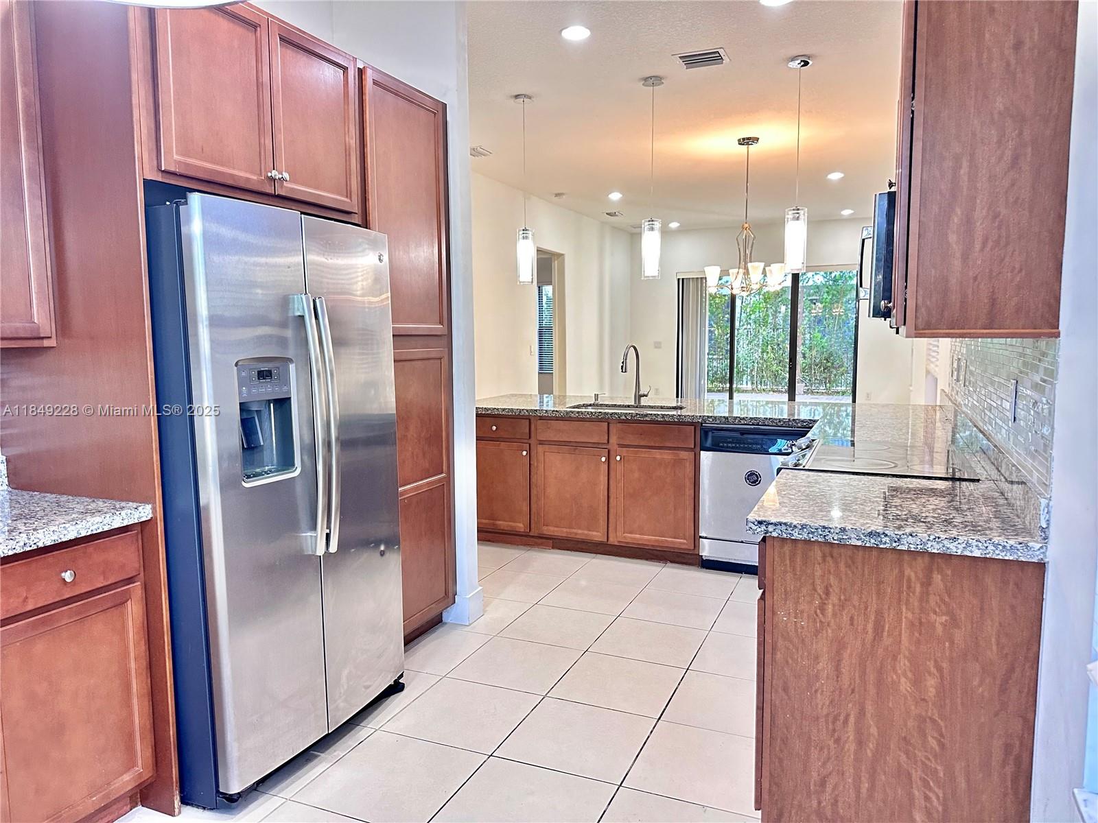 Property photo # 4